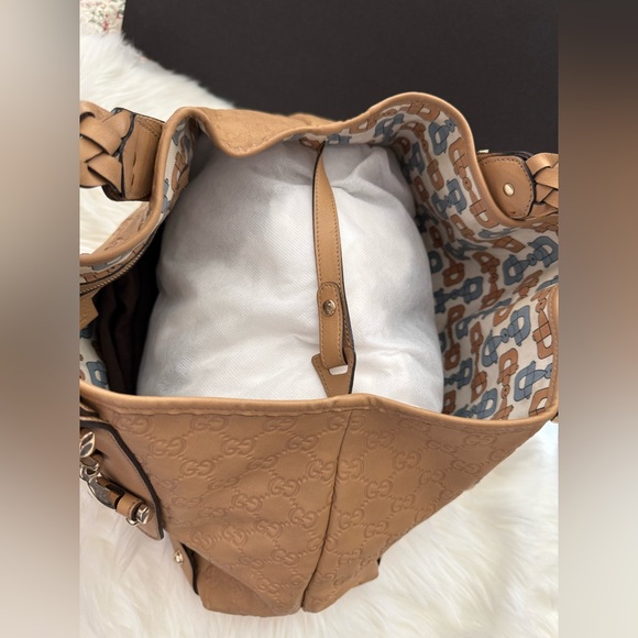 EUC GUCCI GUCISSIMA LEATHER PELHAM - Picture 11 of 16